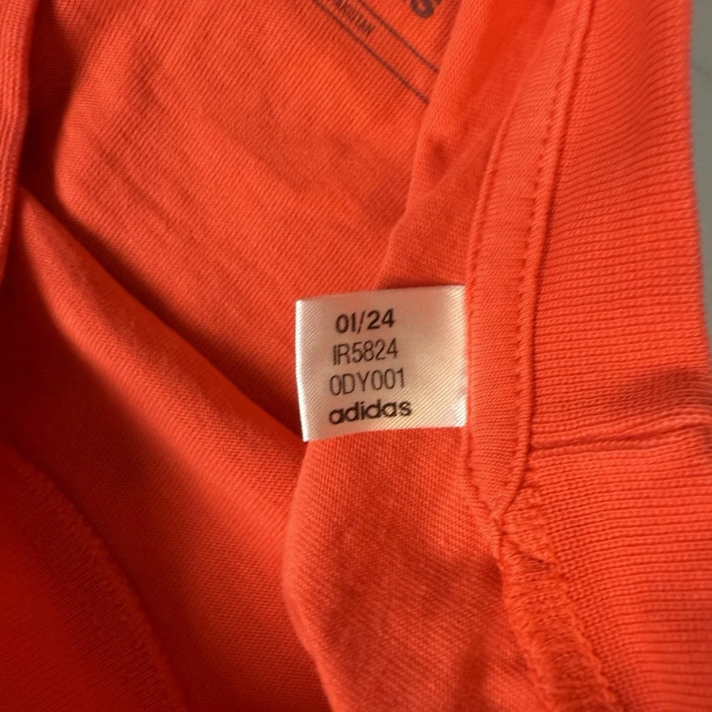 adidas T-Shirt‎ Men's Large Red/orange USA Graphic